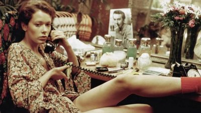 ​大尺度《艾曼纽》没看过的可以看看，一饱眼福