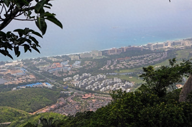 亚龙湾热带天堂森林公园,滨海山地生态观光兼生态度假型森林公园