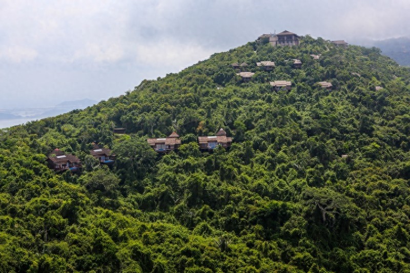 亚龙湾热带天堂森林公园,滨海山地生态观光兼生态度假型森林公园