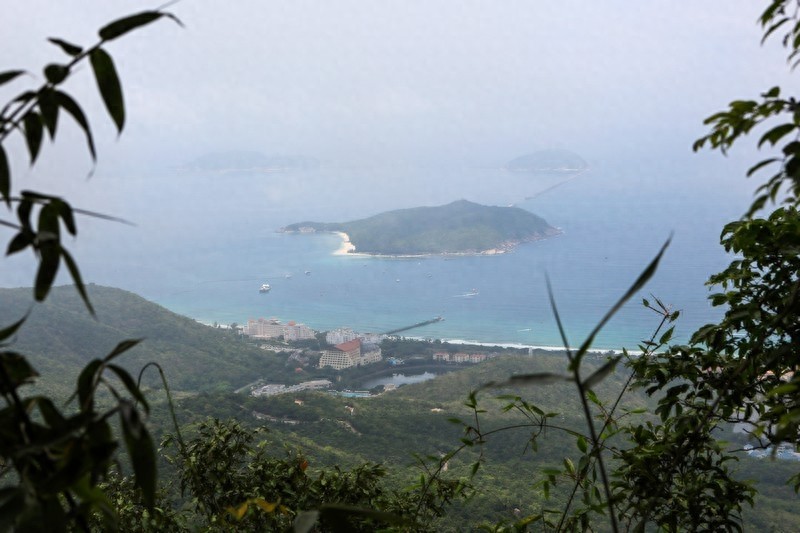 亚龙湾热带天堂森林公园,滨海山地生态观光兼生态度假型森林公园