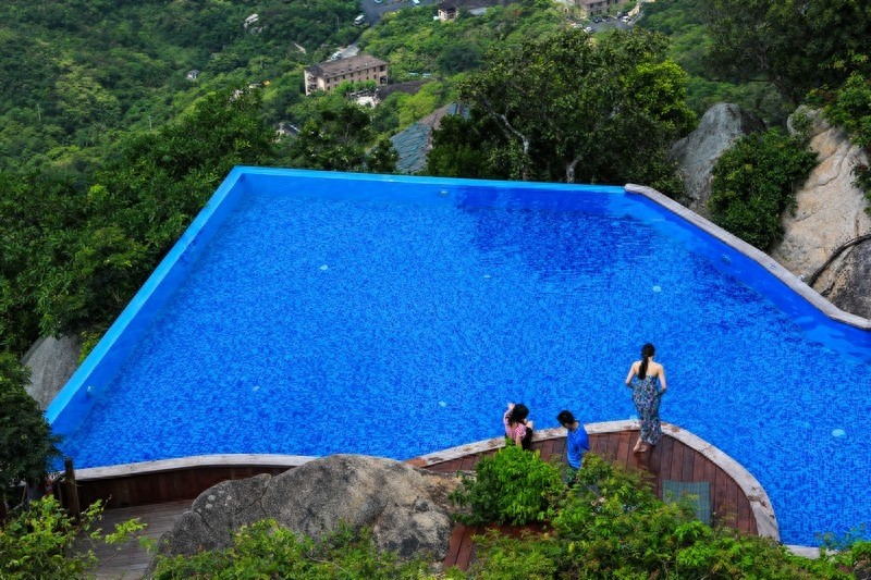 亚龙湾热带天堂森林公园,滨海山地生态观光兼生态度假型森林公园