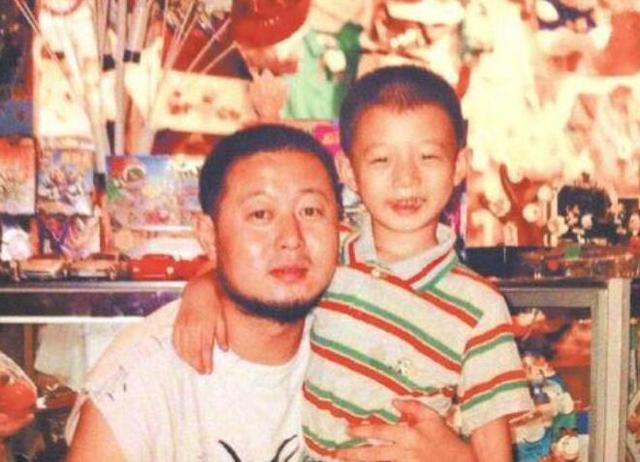 霍尊事件对他本人的影响有多大（走到今天的结局该怪谁呢）(10)