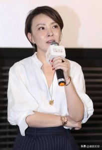 ​她是张嘉译的第一任妻子，后和孙红雷在一起，嫁给富商44活得像24