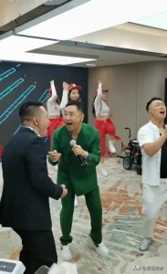 ​姜鹏老婆姜富婆到底什么来头？