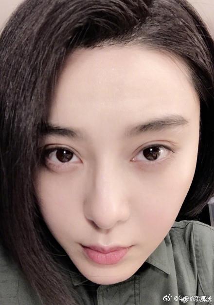 范冰冰整过容?看看她年轻时候的样子就知道了