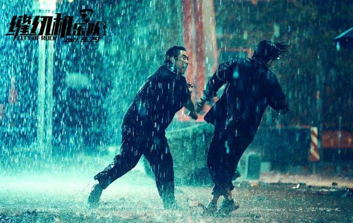 豆瓣6.8!《缝纫机乐队》能把《煎饼侠》丢的口碑找回来吗?