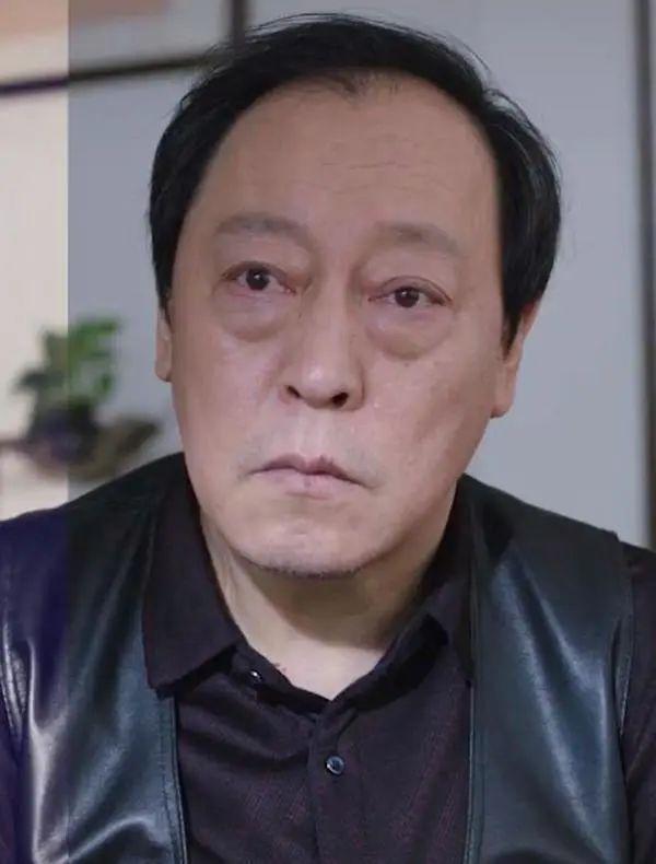 《悬崖之上》中的演技又绝了!倪大红,为何让人看一眼就不寒而栗