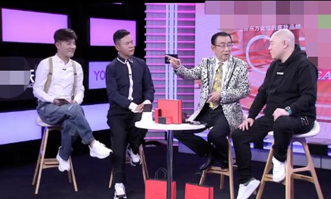 侯耀华再谈安娜金(侯耀华再谈安娜金事件)