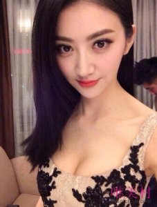 ​景甜被谁干过 景甜被潜规则的照片