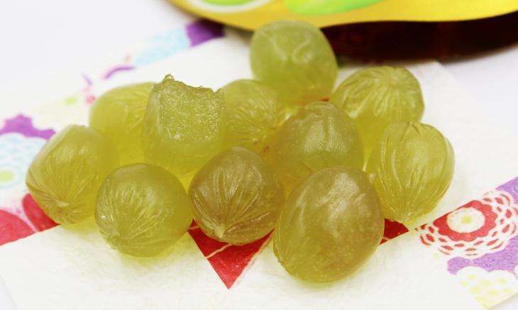 葡萄怎么扒皮快