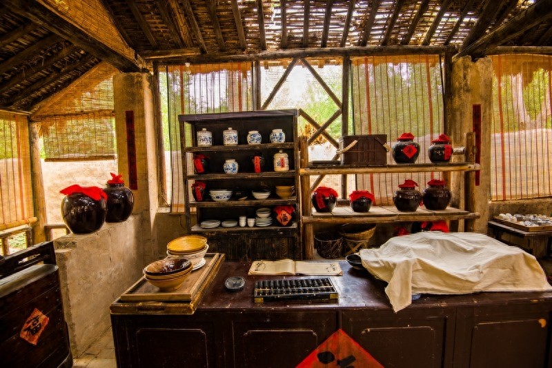 中原影视城，热门影视拍摄地，以民国时期文化为背景的仿古建筑群