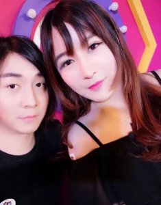 ​张大仙前女友灰灰：那些年，我们的故事