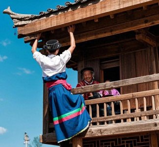 ​真实存在的女儿国：揭秘男不娶女不嫁的摩梭族