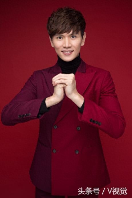 这4位湖南主持人，一个比一个帅