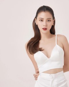 ​泰国影后-平采娜