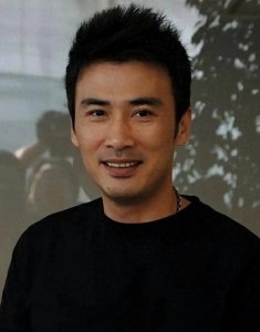 ​柳云龙：从“谍战一哥”到实力派演员55岁依然闪耀