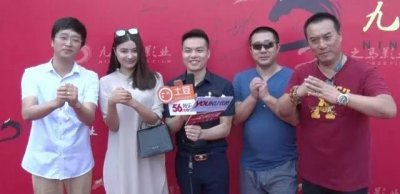 ​网大《美女总裁的贴身特工》主创现身杭州，开机仪式美女童星拼颜