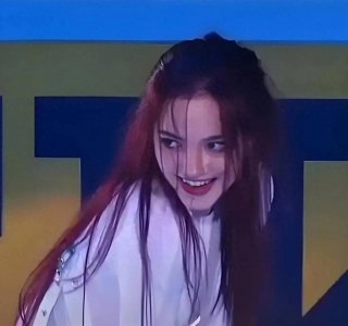 ​冰上精灵：俄罗斯美女梅德韦杰娃的璀璨之路