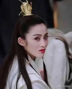 ​56岁张敏近照曝光！暴瘦到70斤已脱相，昔日女神憔悴干瘪令人