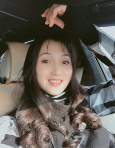 ​54岁林芳兵近照曝光，美颜过度认不出，为演“杨贵妃”增肥30斤