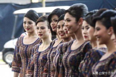 ​新加坡经济超越山西省，全国560万人，普通人一月工资多少钱？