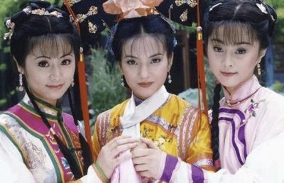 ​《还珠格格》下架！赵薇被彻底封杀！原来容嬷嬷才是真正的好人？