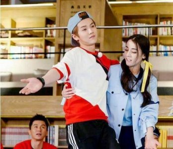 ​迪丽热巴选男友标准列出 满足条件的只有鹿晗一人