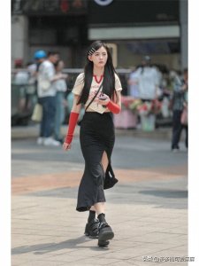 ​北京三里屯美女时尚街拍，霸气十足