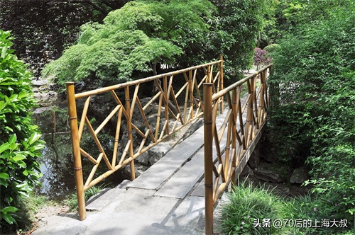 桂林公园，位于上海徐汇区，园内遍植20多种桂花树，又名黄家花园