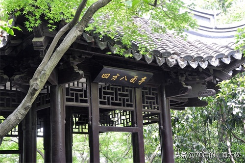 桂林公园，位于上海徐汇区，园内遍植20多种桂花树，又名黄家花园