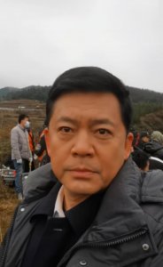 ​亮剑赵刚扮演者（58岁赵刚曝拍戏现场）