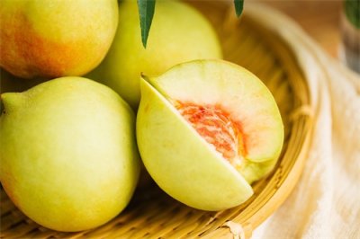 ​广东鹰嘴桃哪里的最好吃？