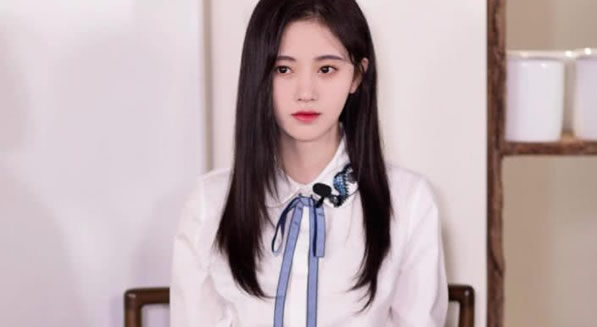 鞠婧祎原名叫什么 鞠婧祎男朋友是哪位