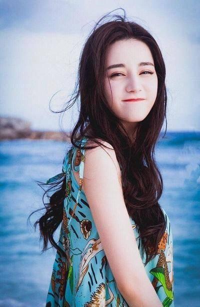 邓伦和迪丽热巴将上2019春晚，一个唱歌一个跳舞，网友：好期待！