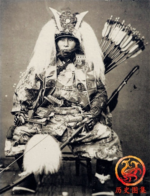 直击日本武士的真实样子：长相凶悍，身高是亮点，图六像杀马特