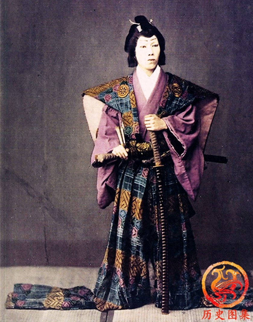 直击日本武士的真实样子：长相凶悍，身高是亮点，图六像杀马特