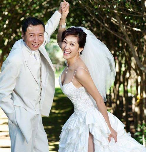 曾是《神雕侠侣》中的李莫愁，被前男友骗光财产，转身嫁十亿富豪