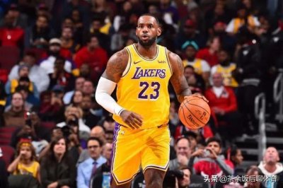 ​《勒布朗詹姆斯成长史》