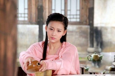 ​五个版本《天龙八部》的“阿朱”，贾青最美，刘涛第二，她最经典