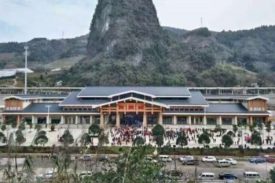​“最美高铁站”正式启用 桂林阳朔进入“高铁时代”