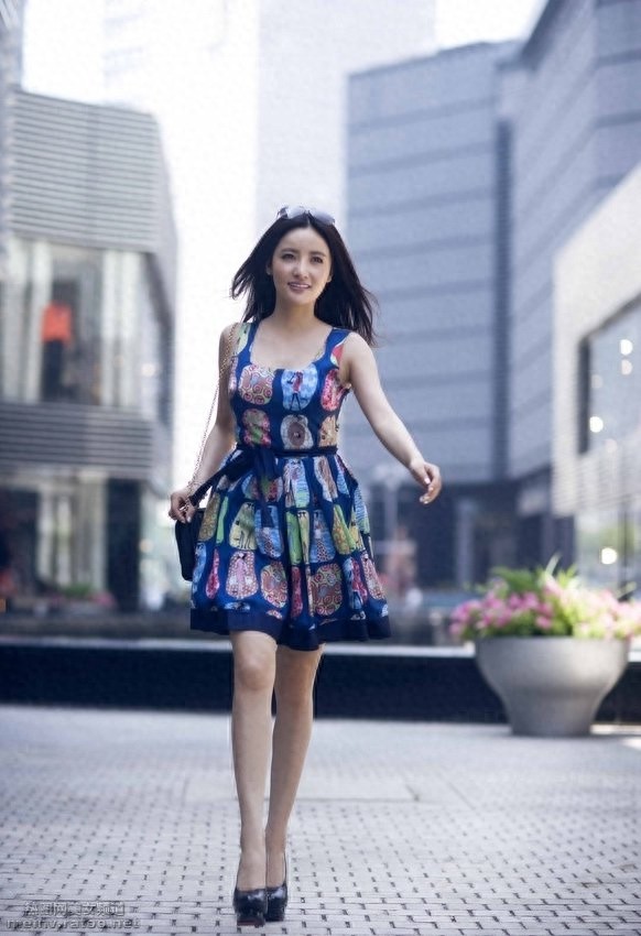 蛇蝎女人“陈佳子”,戏外恬静平和时尚女星田子田