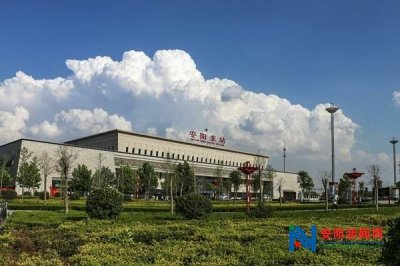 ​蓝蓝的天空 白白的云朵 大安阳的天就这么美！