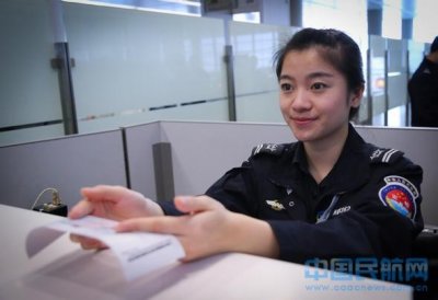 ​虹桥机场与东上航联手推出T2＂e证通＂新服务