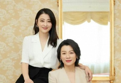 ​《父母爱情》敬业又出彩，他们全家上场，三人担七个演职角色