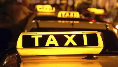 ​“吓尿体”透露出空虚无根的不自信