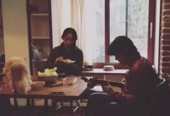 李孝利整容了吗？不修图的她现在脸怎么样了