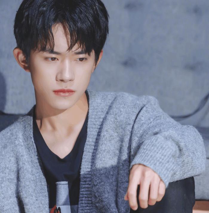 易烊千玺新作被看好,湖南卫视官微发两条宣传博,粉丝:期待小北