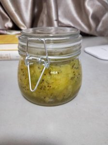 ​猕猴桃洒的 *** *** (猕猴桃酒的 *** *** 和步骤窍门)