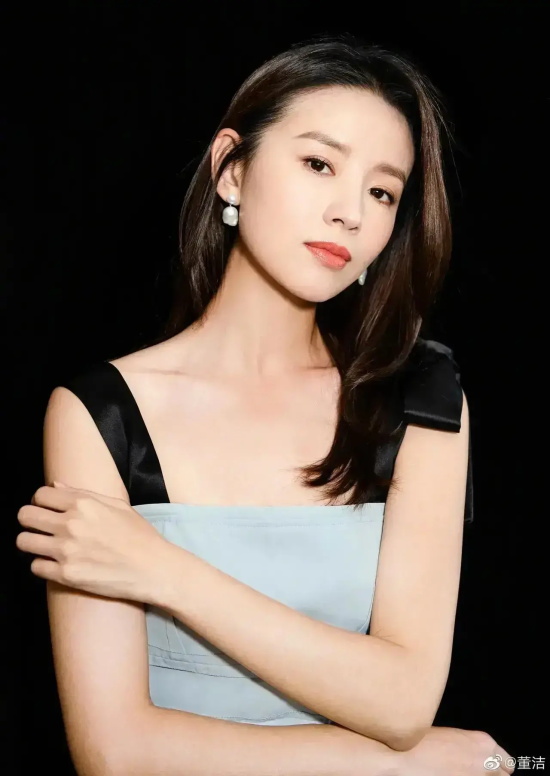 清冷美人董洁早年高清写真合集