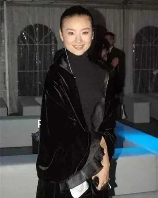 清冷美人董洁早年高清写真合集